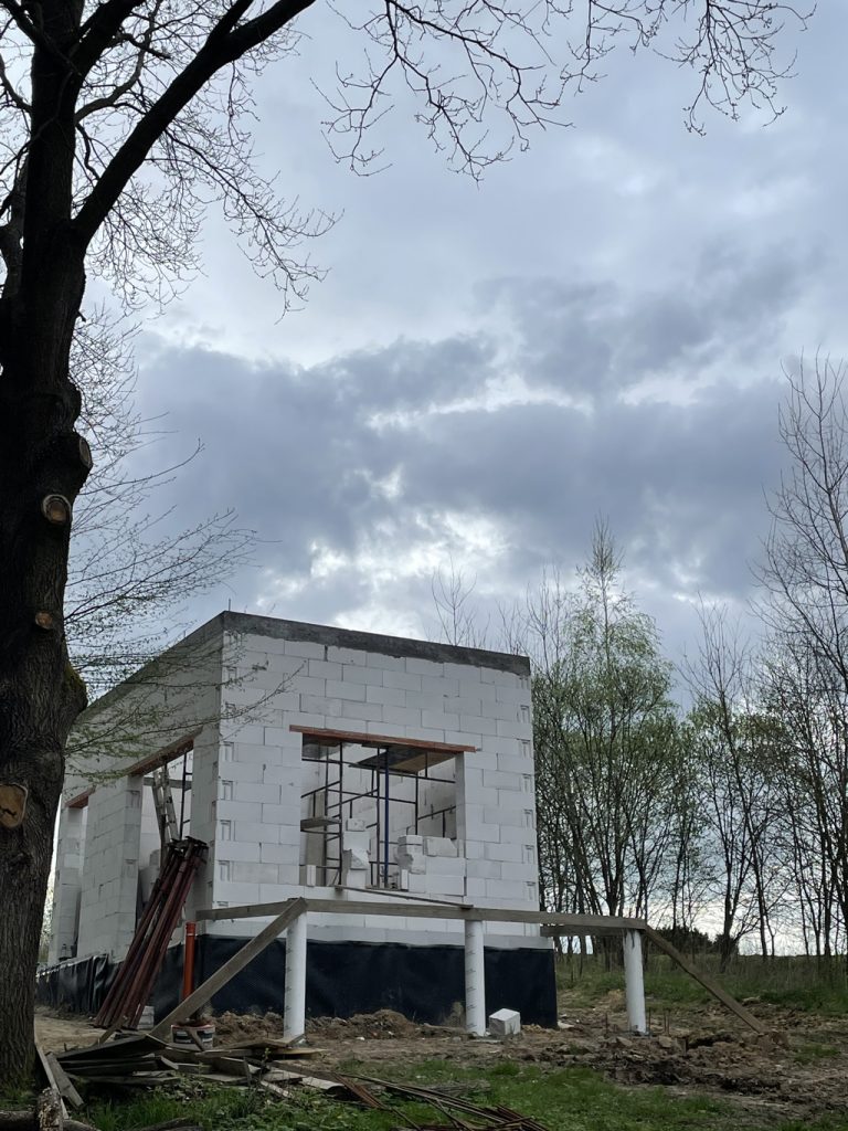 projekt domku dom w budowie